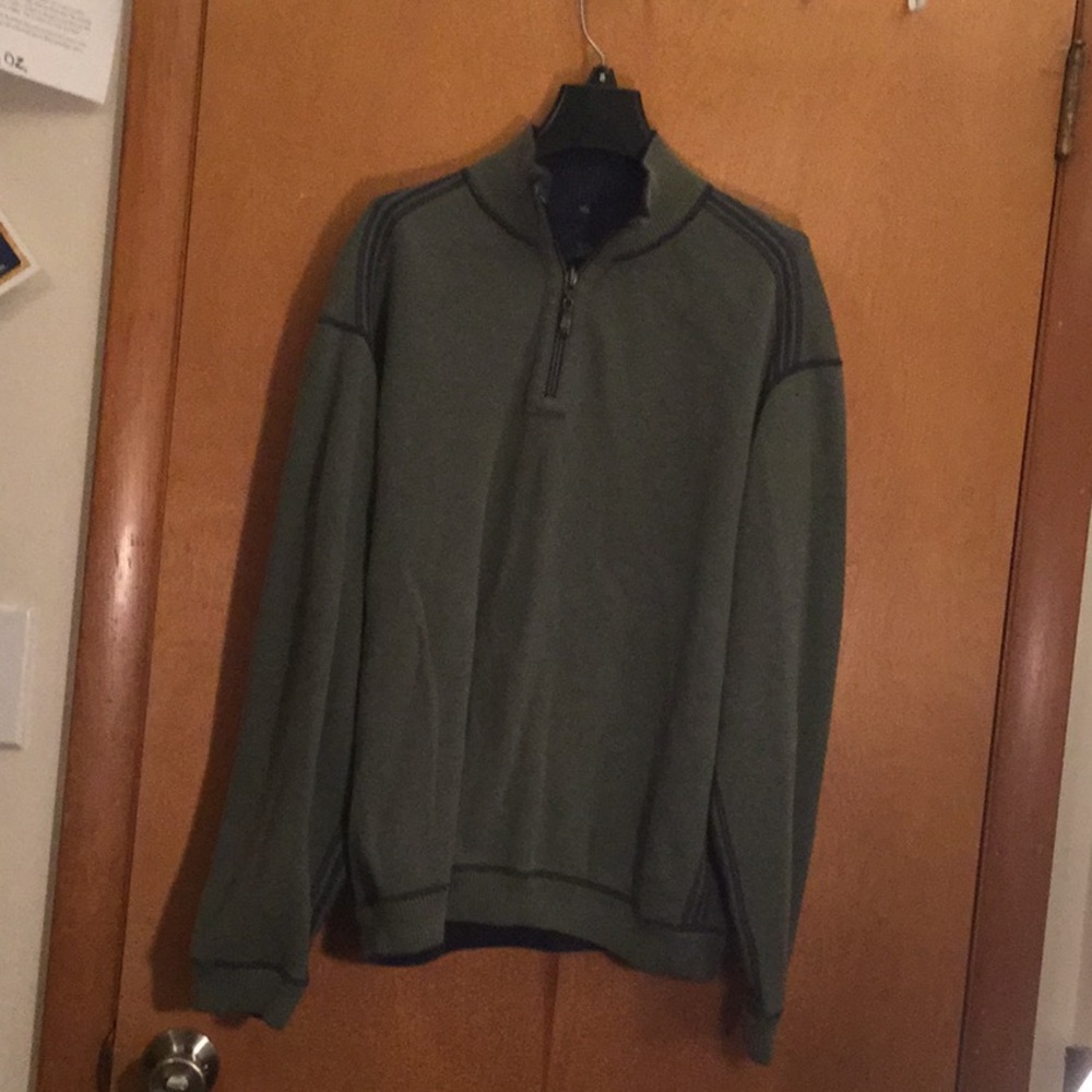 Tommy Bahama Green Sweater